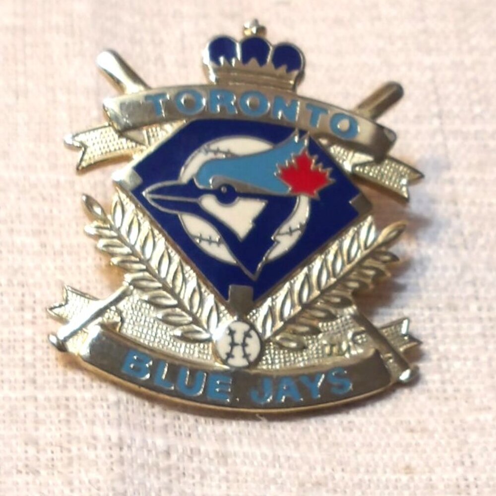 Authentic ~~~ TORONTO  BLUE JAYS ~~~ Pin